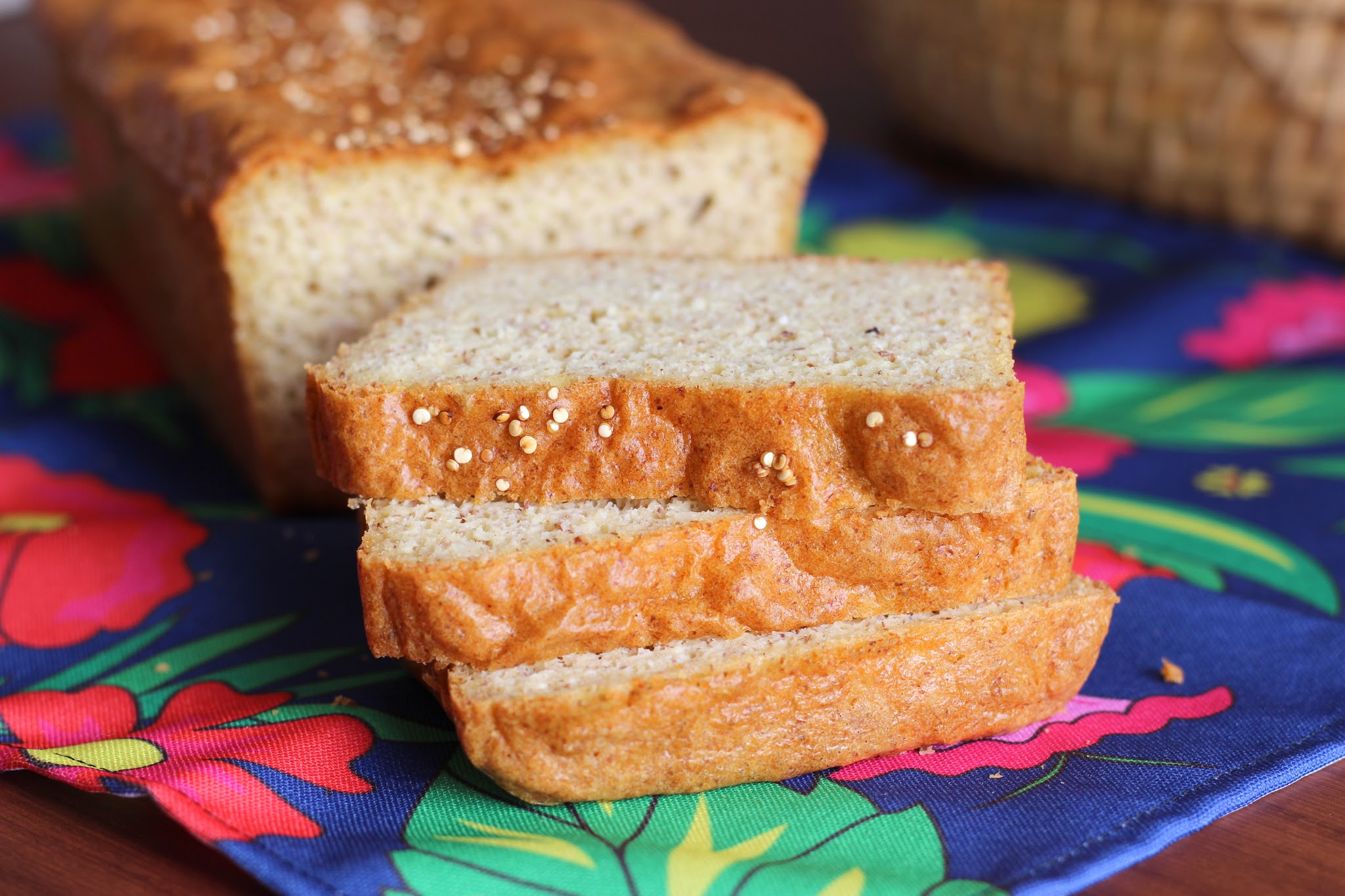 Pão Low Carb de Amêndoa e Queijo