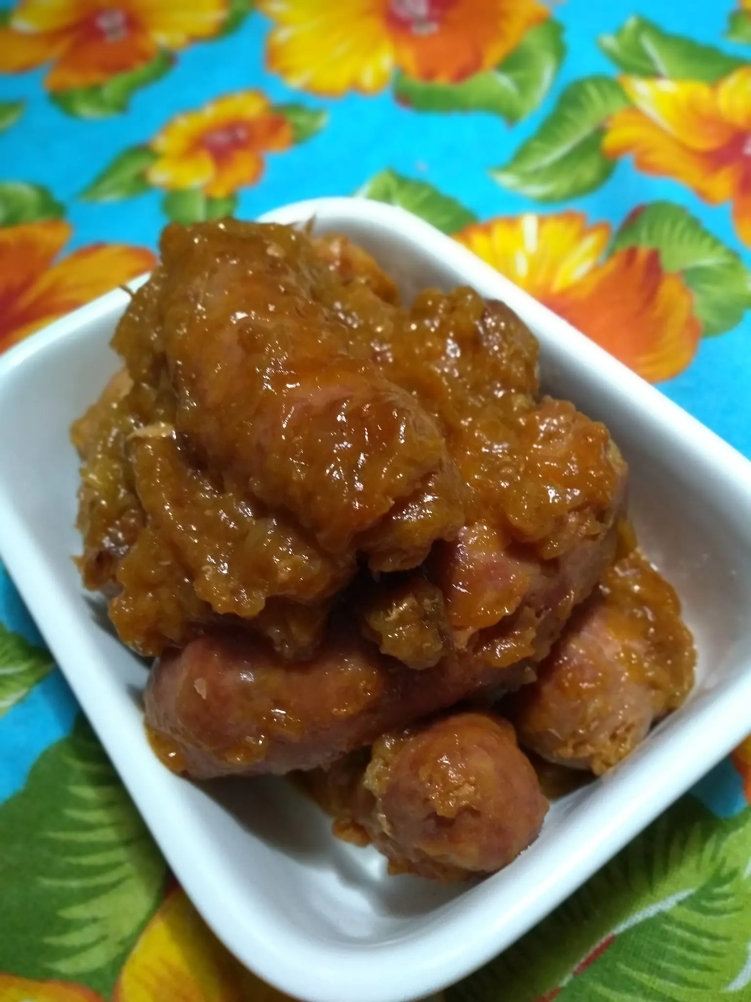 Linguiça acebolada na panela de pressão